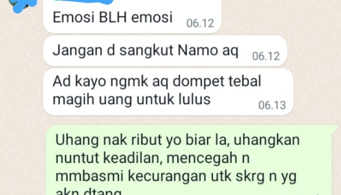 Beredar Potongan Chat Whatshapp" Dompet Tebal Magih Uang Untuk Lulus"